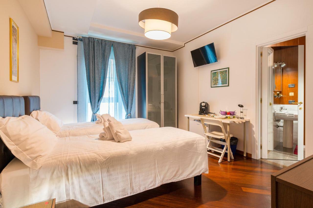 A Casa Di Sara Ermy Bed & Breakfast Bari Exterior photo